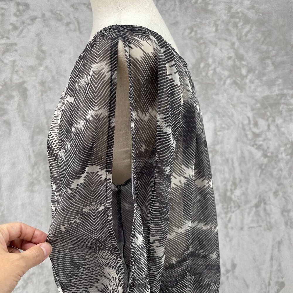 Cache Split Sleeve Geometric Print Sheer Chiffon … - image 2